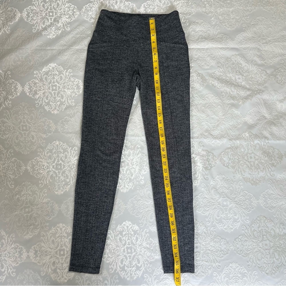 Athleta Herringbone Metro High Waisted Legging Black & Grey Size XS - Picture 9 of 10